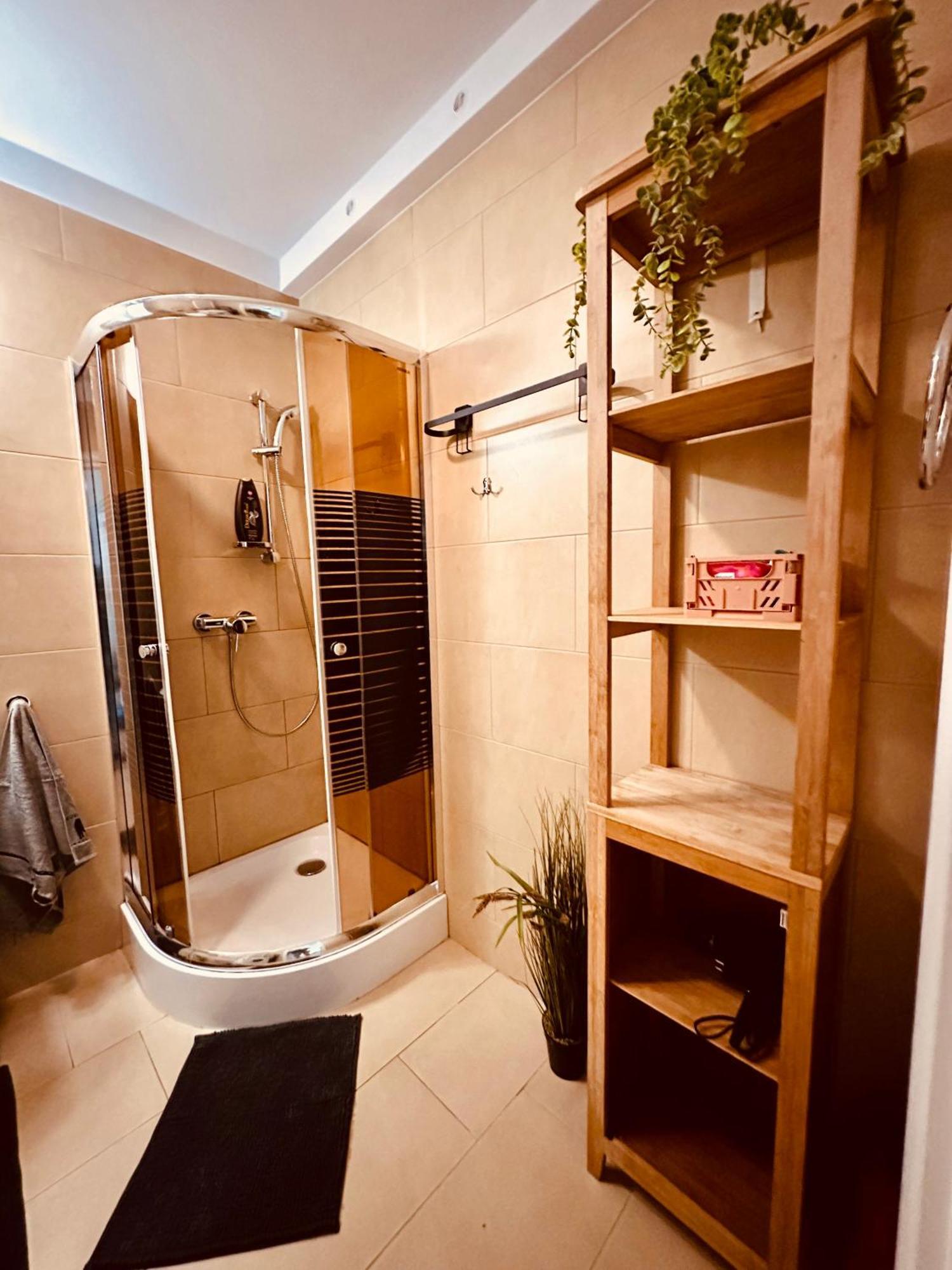 Apartmán Sniezkowe - Dwupoziomowy Z Garazem Karpacz